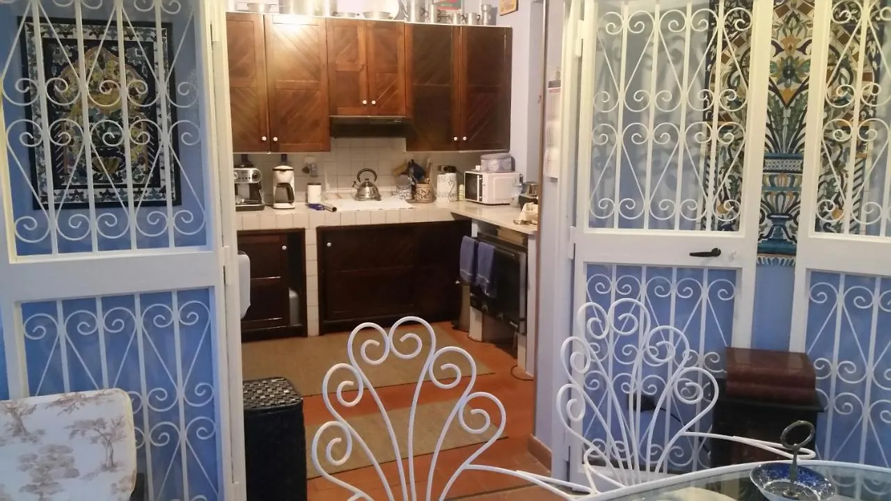 Bed & Breakfast Hassin Cottage Isnello Italy